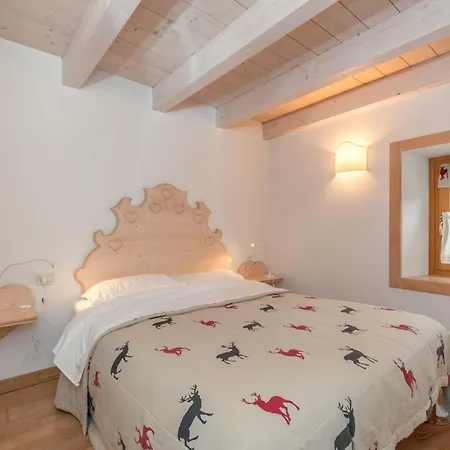 Alpine Walk Apartment Falcade